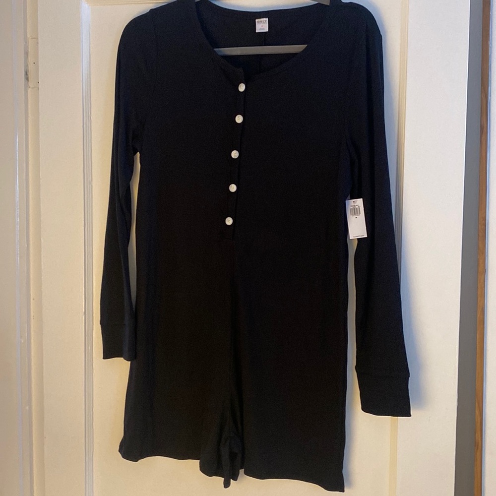 NWT OLD NAVY black romper